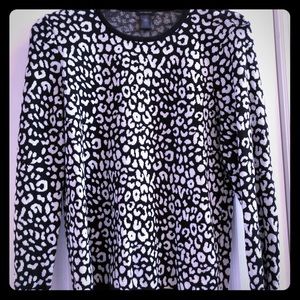 Ann Taylor size medium black and white top